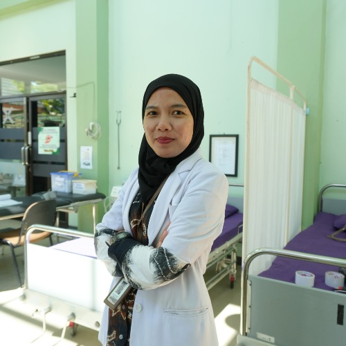 dr. Dina Wahyu Hidayah